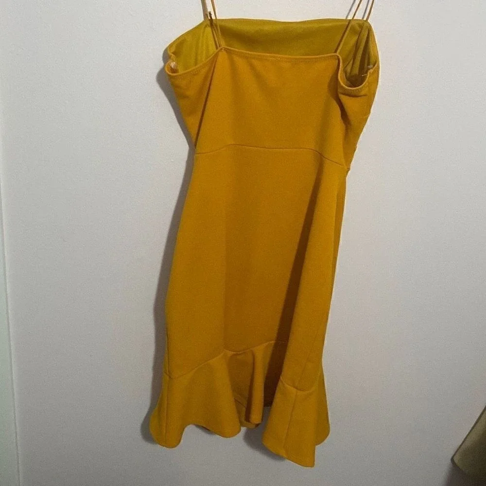 Yellow‎ cutout midi dress xs